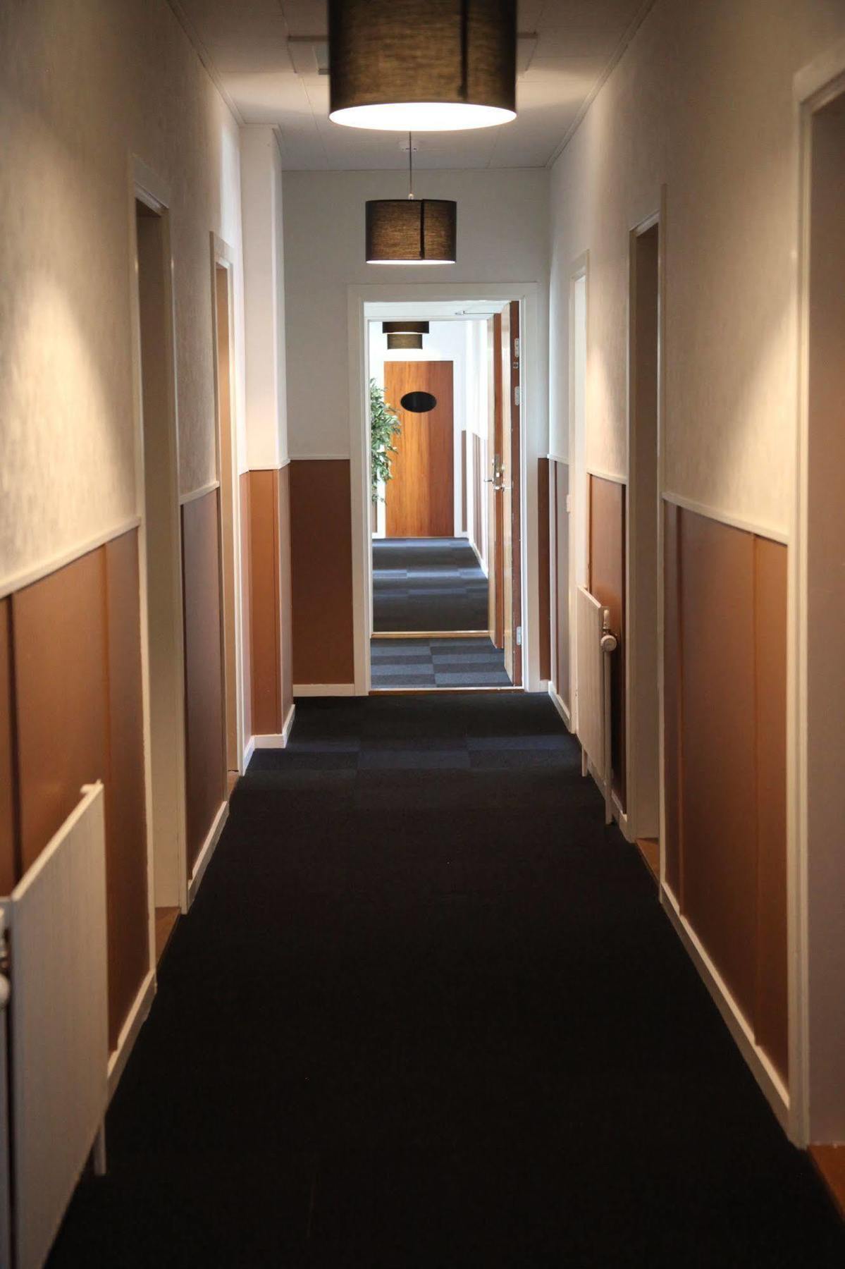 Kanns Hotel Åkirkeby Buitenkant foto